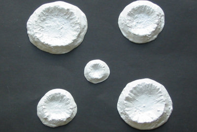 15mm Shell crater set (M202) 15mm Shell crater set (M202)